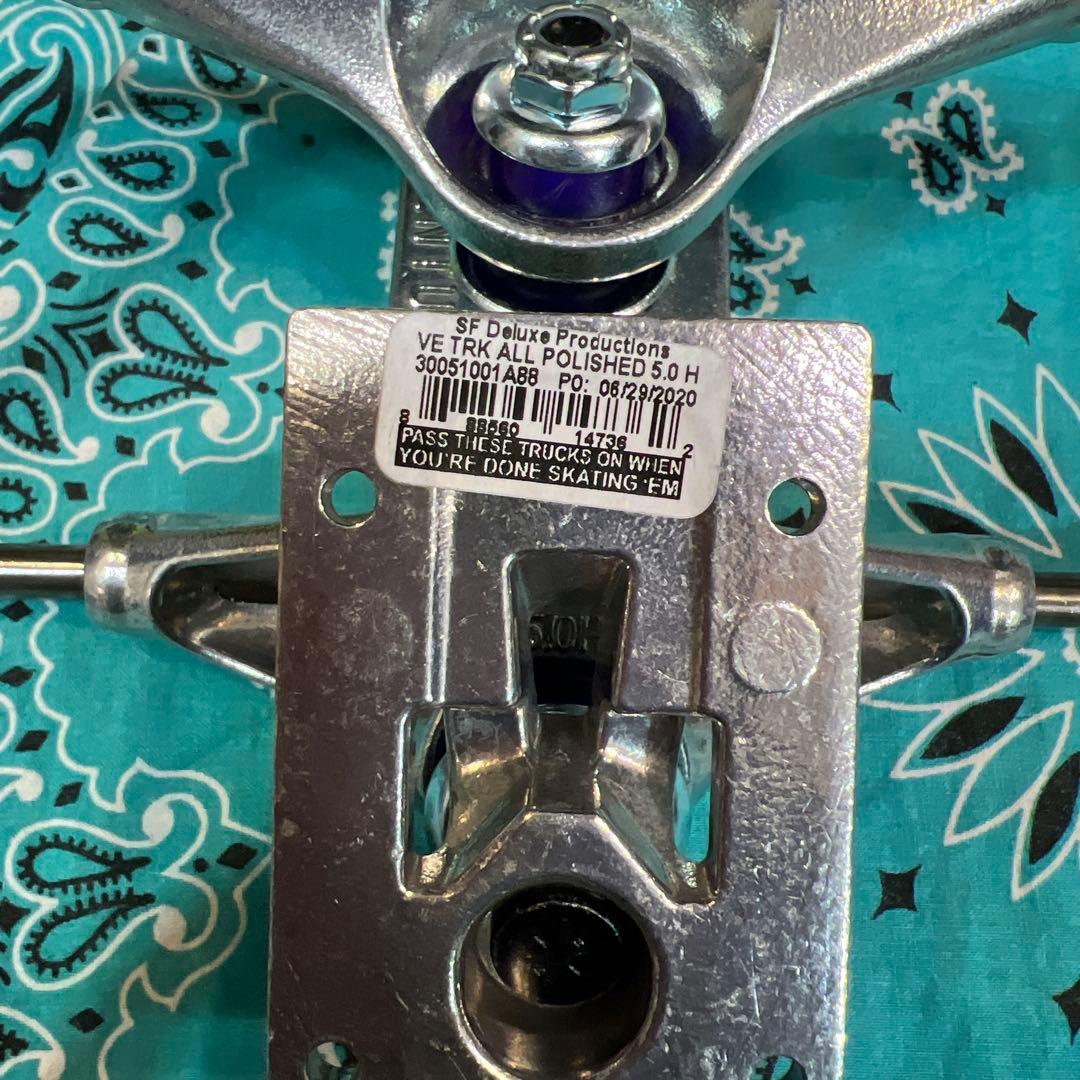 Venture ベンチャー　スケートトラック　5.0HI