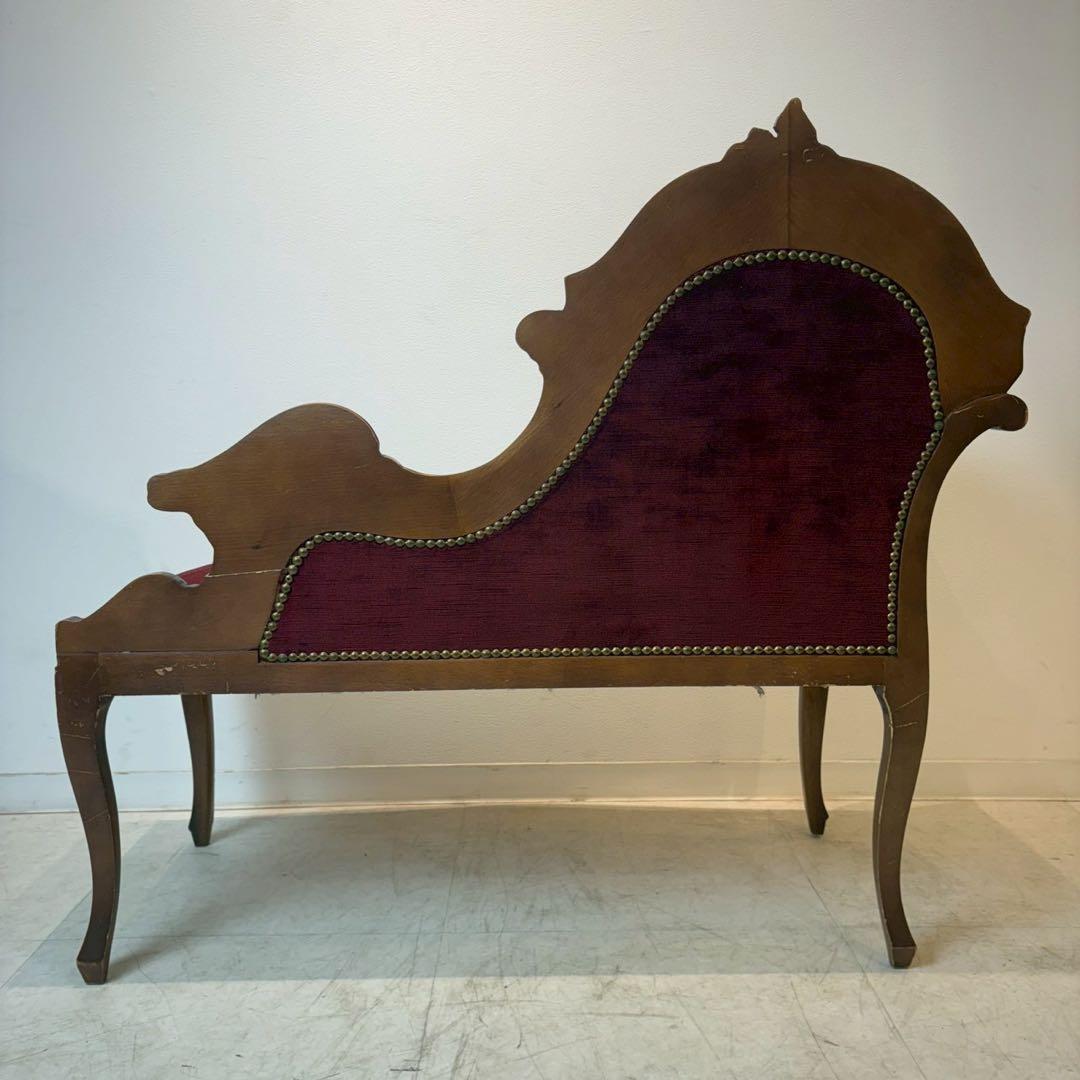 ビクトリアンスタイル ワインレッド　猫足ソファー　アンティーク