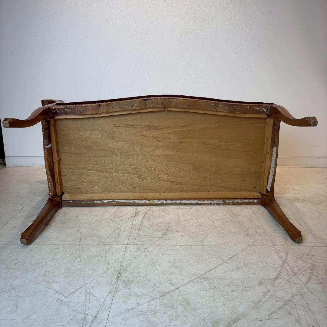 ビクトリアンスタイル ワインレッド　猫足ソファー　アンティーク