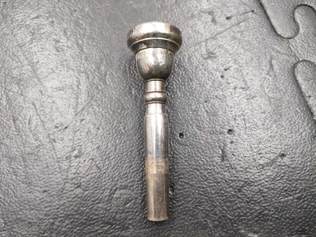 ヤマハ　トランペット　YTR-233