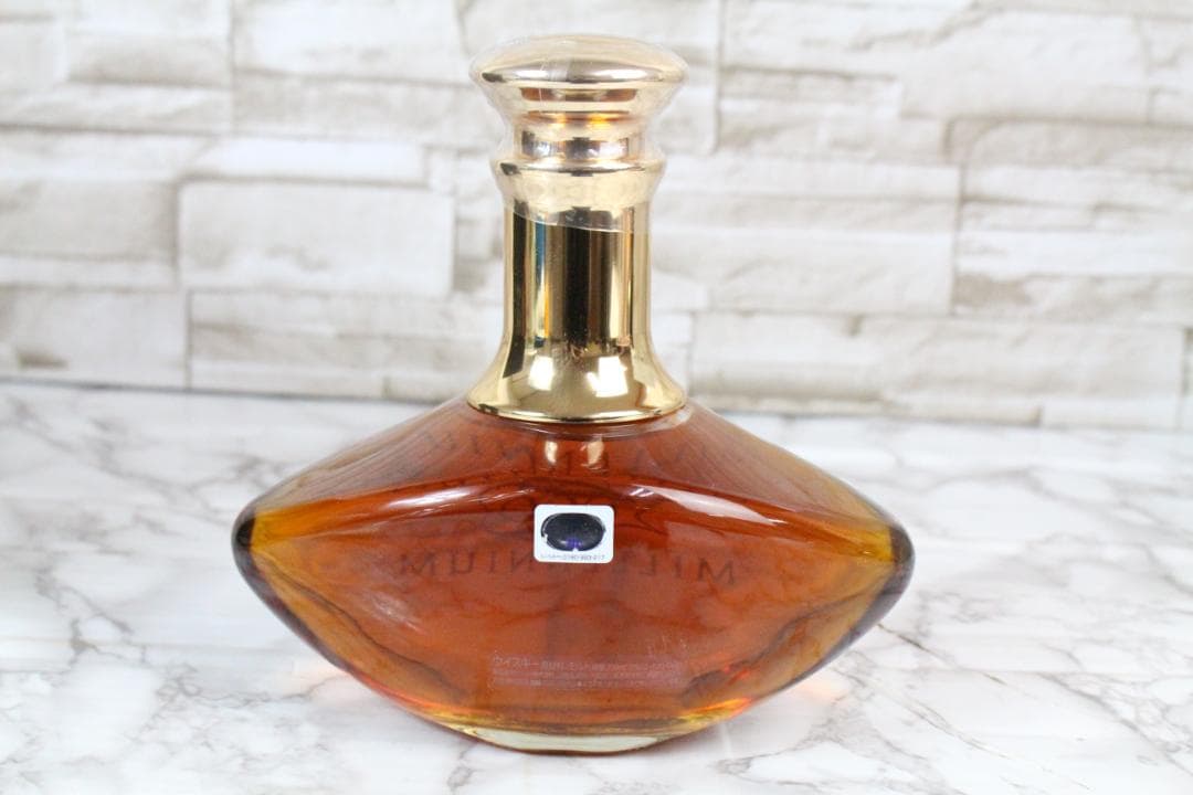 ♡サントリーピュアモルトウイスキー ミレニアム2000 箱付 EE0H01004