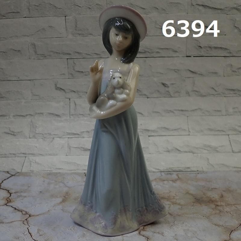 RU-6394 リヤドロ 人形 5645 「少女エリザベス」フィギュリン