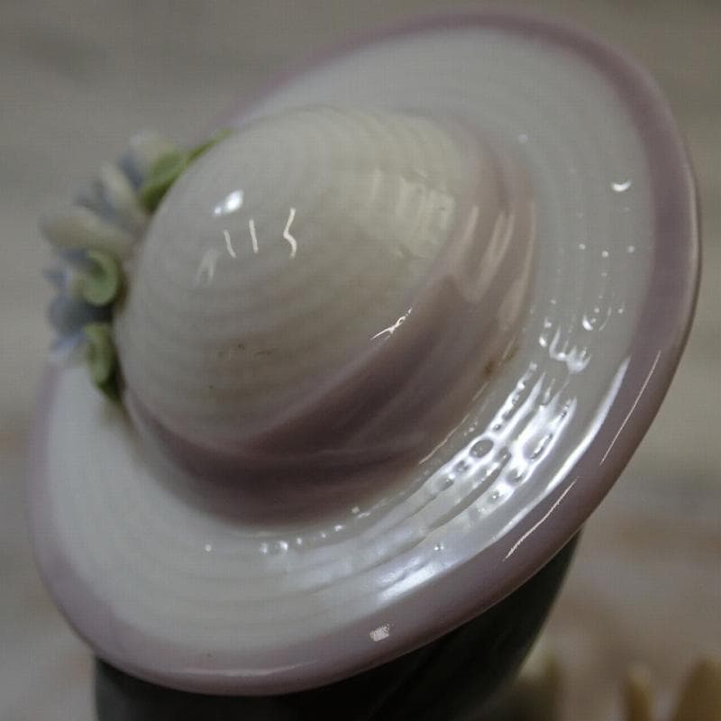 RU-6394 リヤドロ 人形 5645 「少女エリザベス」フィギュリン