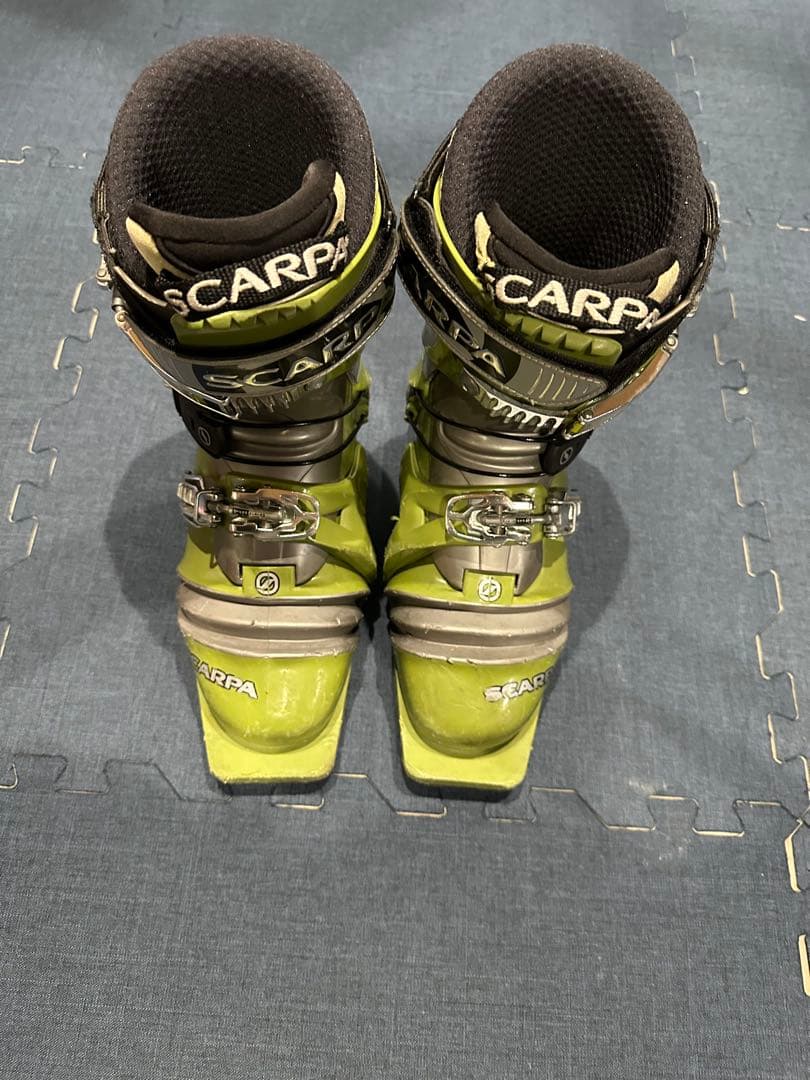 SCARPA T2 グリーン スキー ブーツ