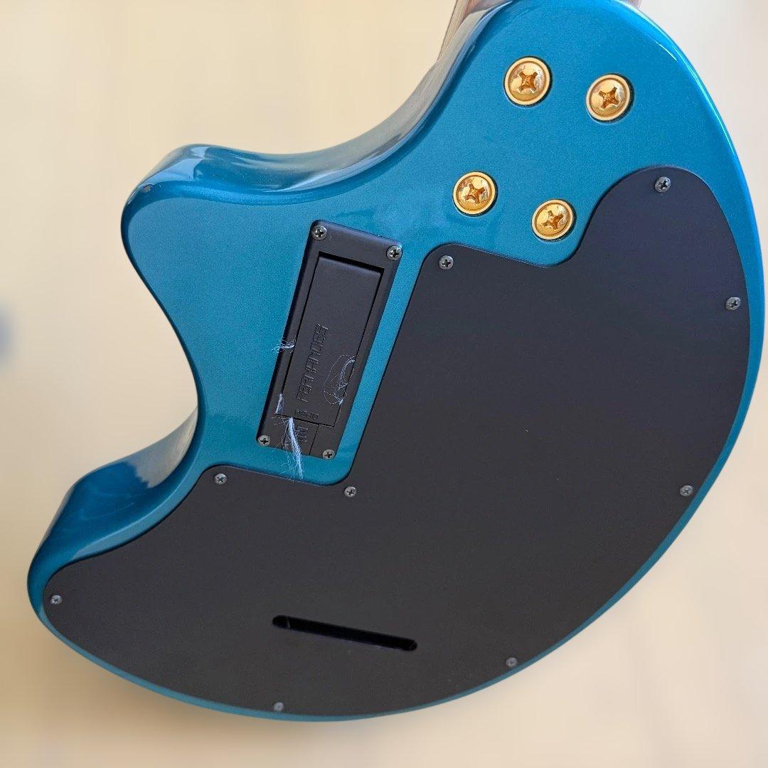 【上位機種】FERNANDES ZO-3 芸達者 アーム＆ディストーション内蔵