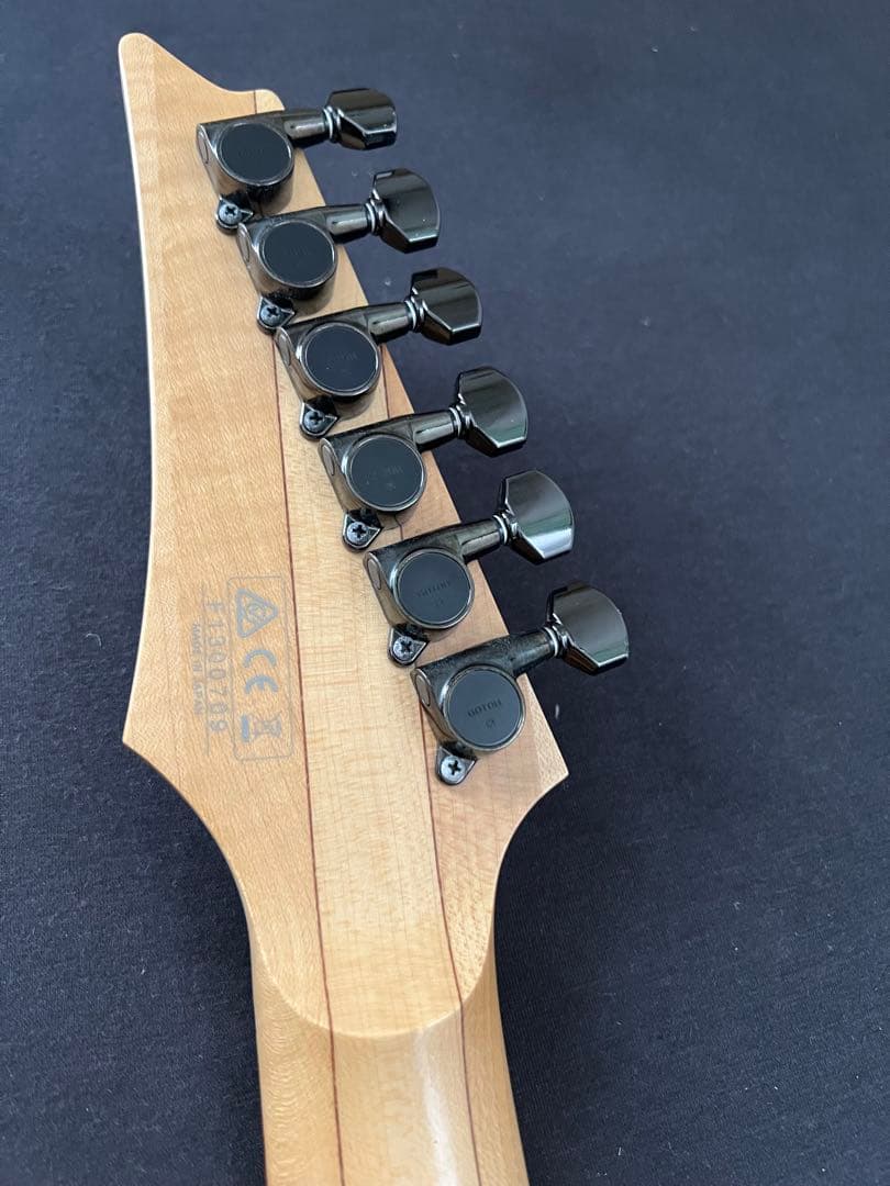 Ibanez RG2720QZ-TBK Prestige ギター
