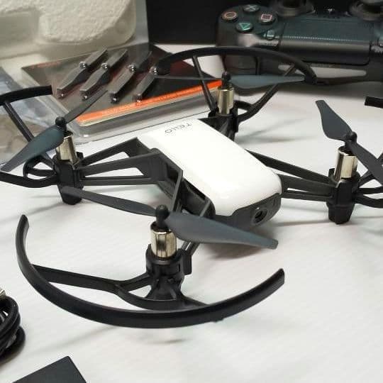 ドローン Tello ＆コントローラーセット