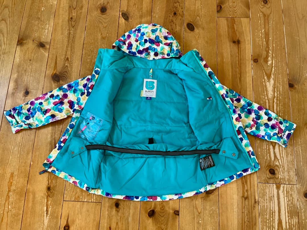 【青天時2回のみ使用の超美品】バートン ウェア キッズM（グローブ付）