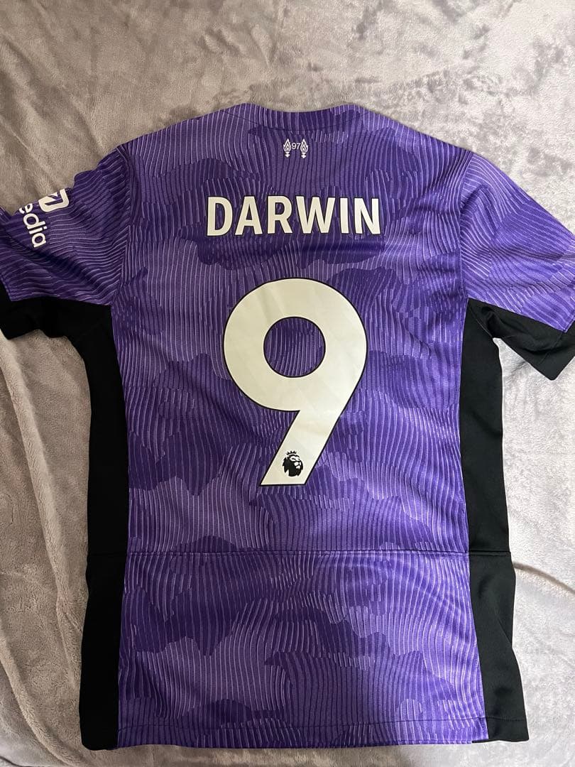 リバプール DRI-FIT パープルシャツ M ダルウィンヌニェス