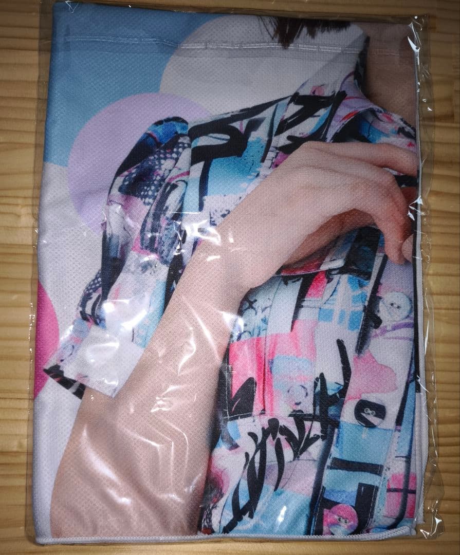 渡辺莉奈 グッズ 4点セット 福袋 タオル 個別ペンライト 生写真 日向坂46