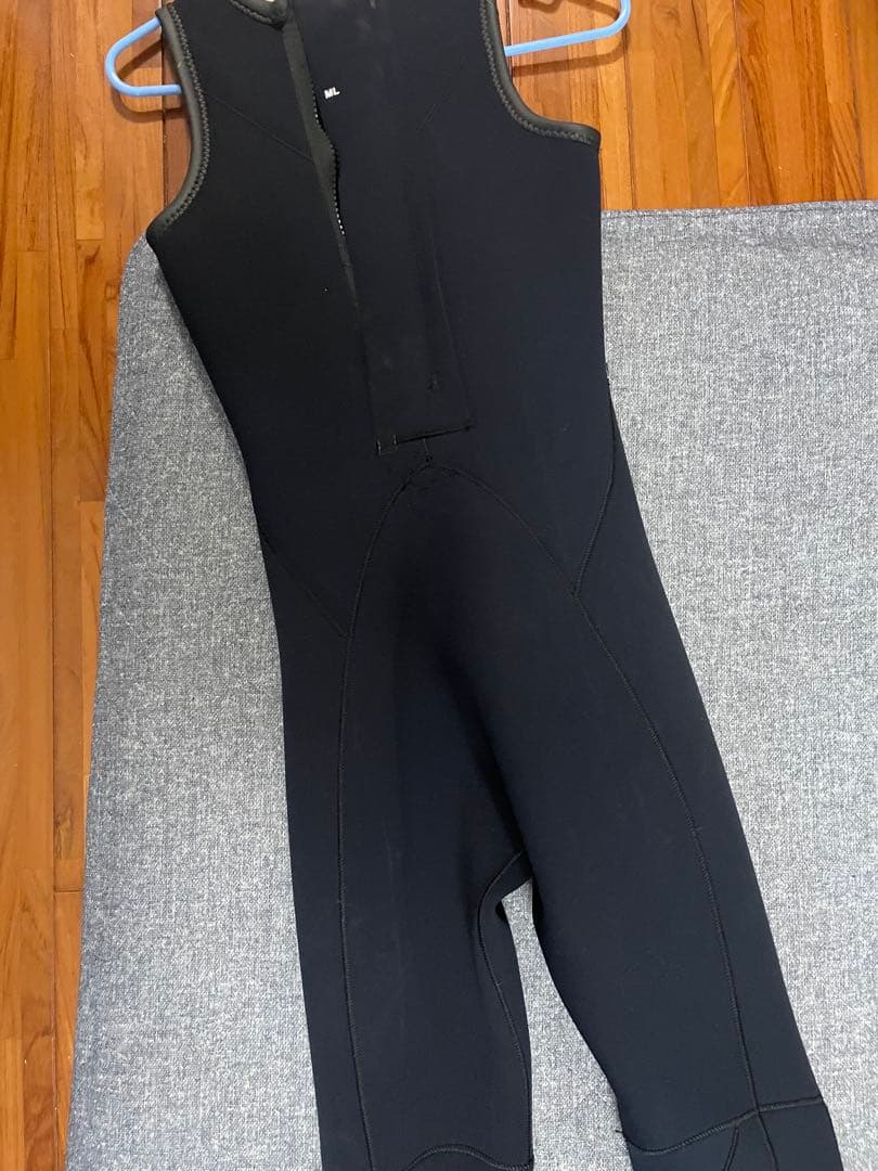 黒 ノースリーブ ロングジョンウェットスーツ　3mm