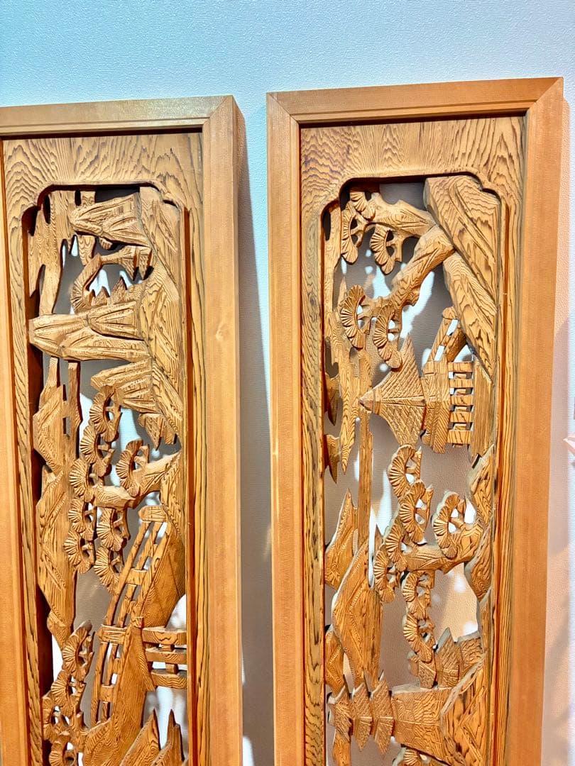 手彫り　欄間　一対