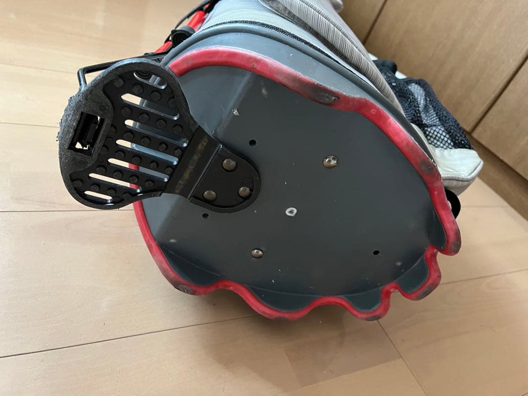 adidas 軽量キャディバッグ スタンドあり