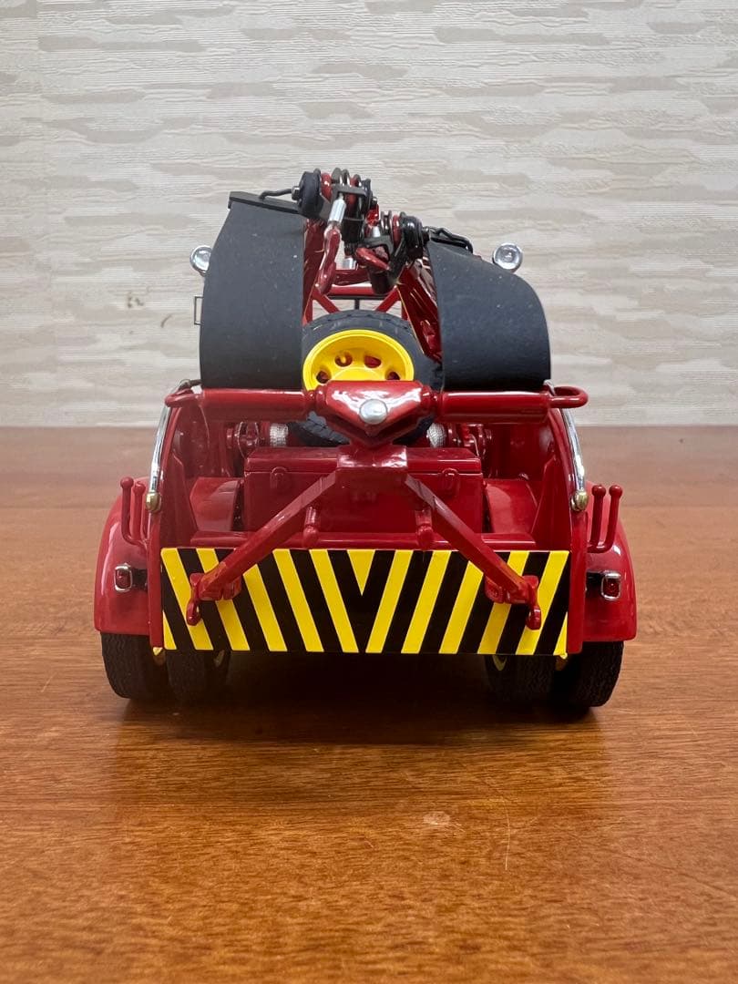 No204 ミニカー1/24 1953 Chevy Wrecker