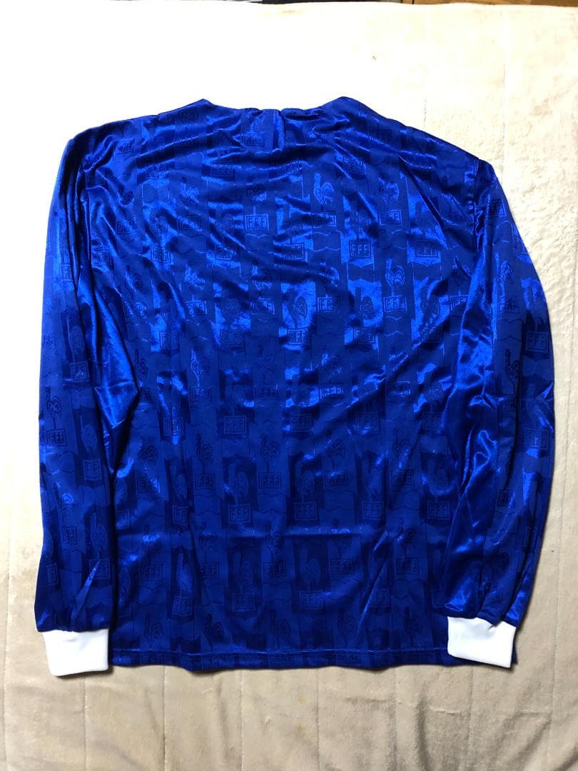 サッカーフランス代表チームのトレーニングウエア ユニフォームadidas