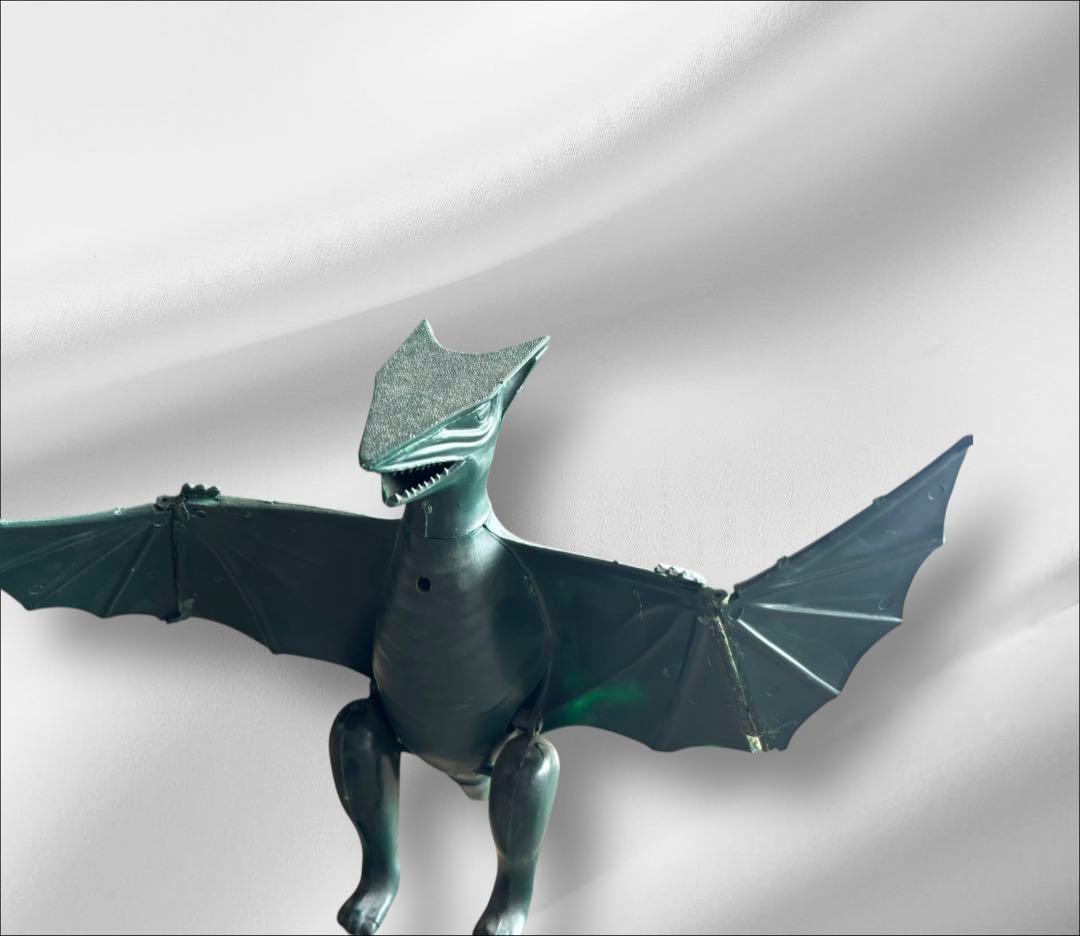 有井製作所 超音波怪獣 ギャオス リモコン式プラモデル