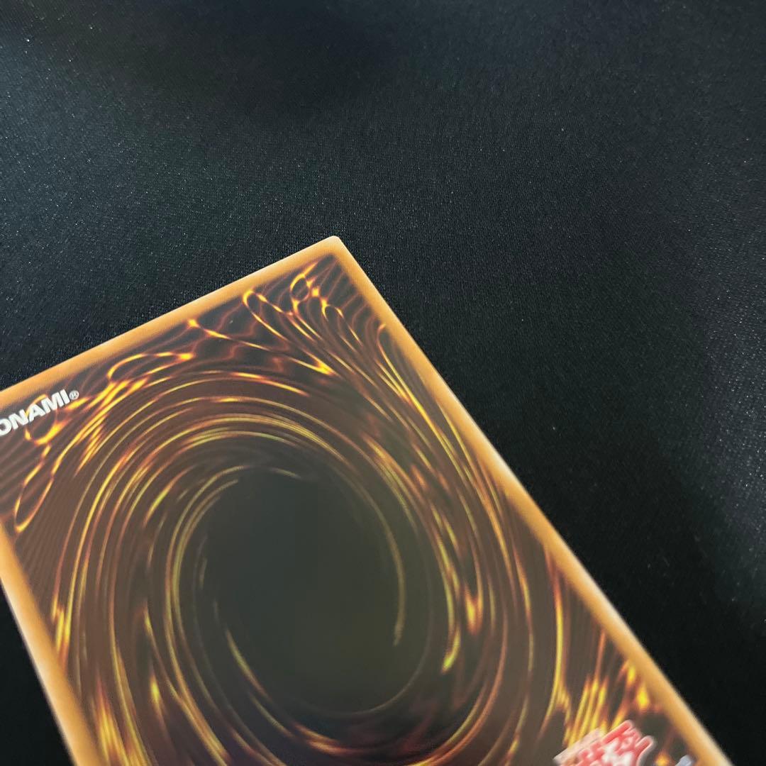 マ*ん様 耀聖の風詩レギナ　プリズマティックシークレットレア