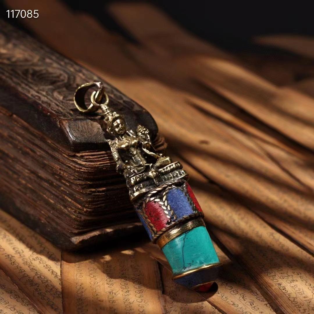 中国古美術・西蔵工芸・純銅製緑度母・宝石入りペンダント・根付・飾物・西蔵手工芸