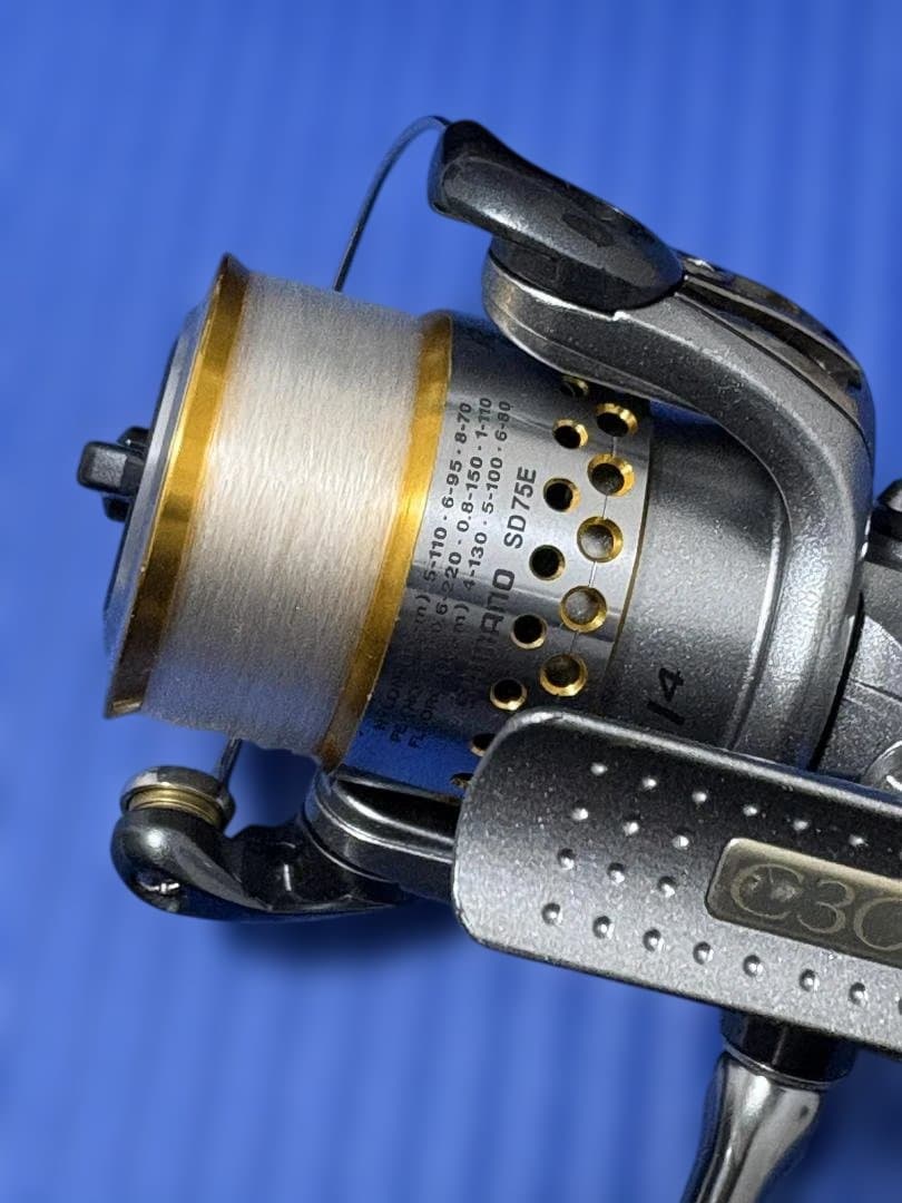 シマノ RARENIUMレアニウムCI4 2500S　替えスプール付き