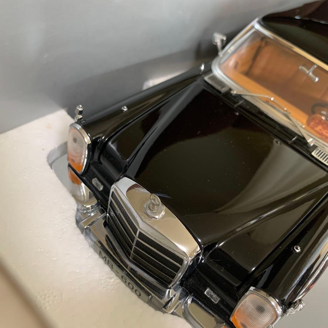 1966 Mercedes-Benz 600 ミニカー 1/18