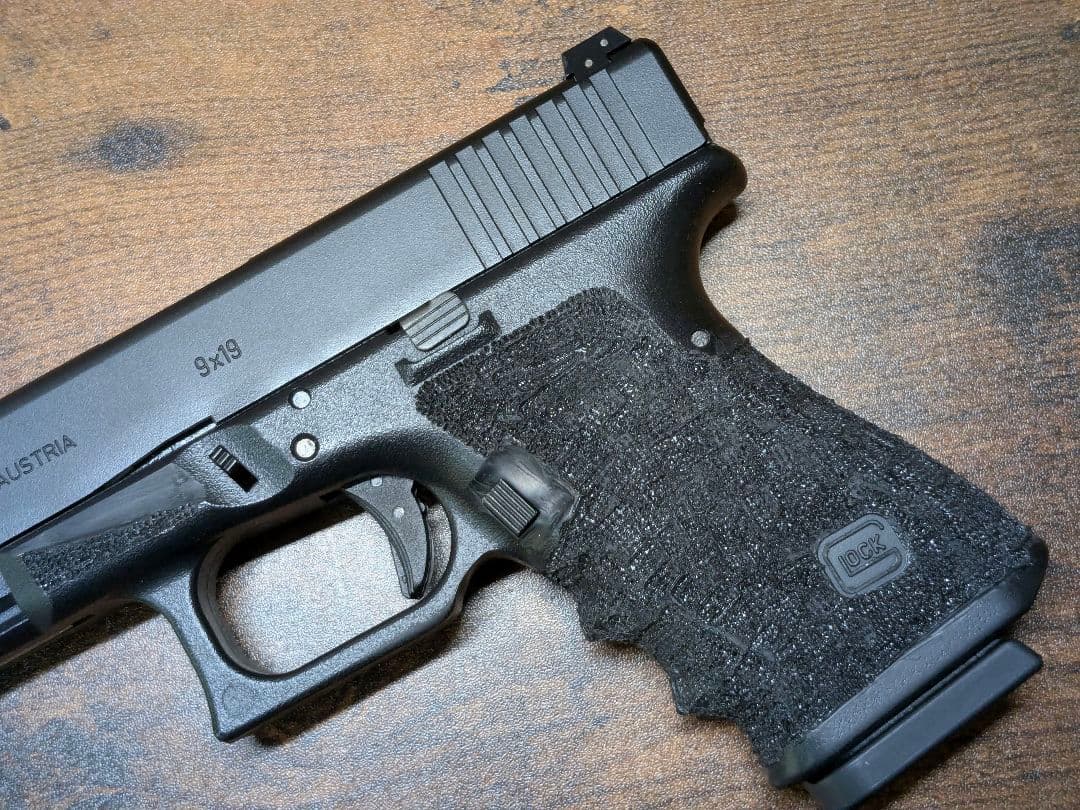 東京マルイ　グロック19 Gen3 ガスブローバック　TLG19予備マガジン付属