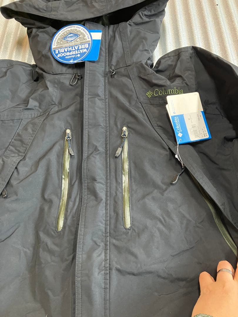 未使用　コロンビア　スノボウェア　上着　ジャケット　アウター　メンズ　黒　S