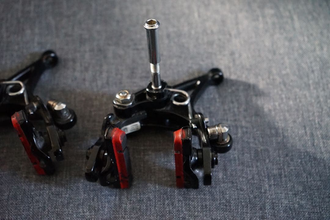 Campagnolo Record キャリパーブレーキ ブラック/レッド