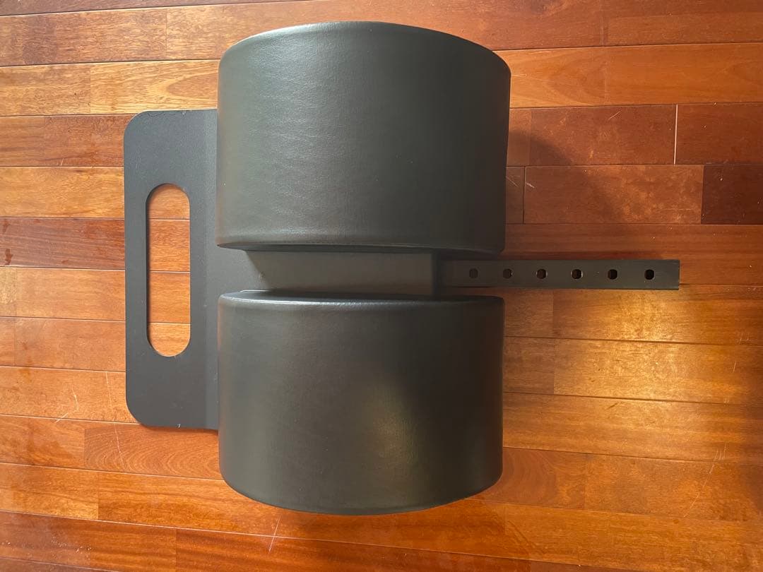 トレーニング機器　グルートハムディベロッパー　ユーズド　前半分