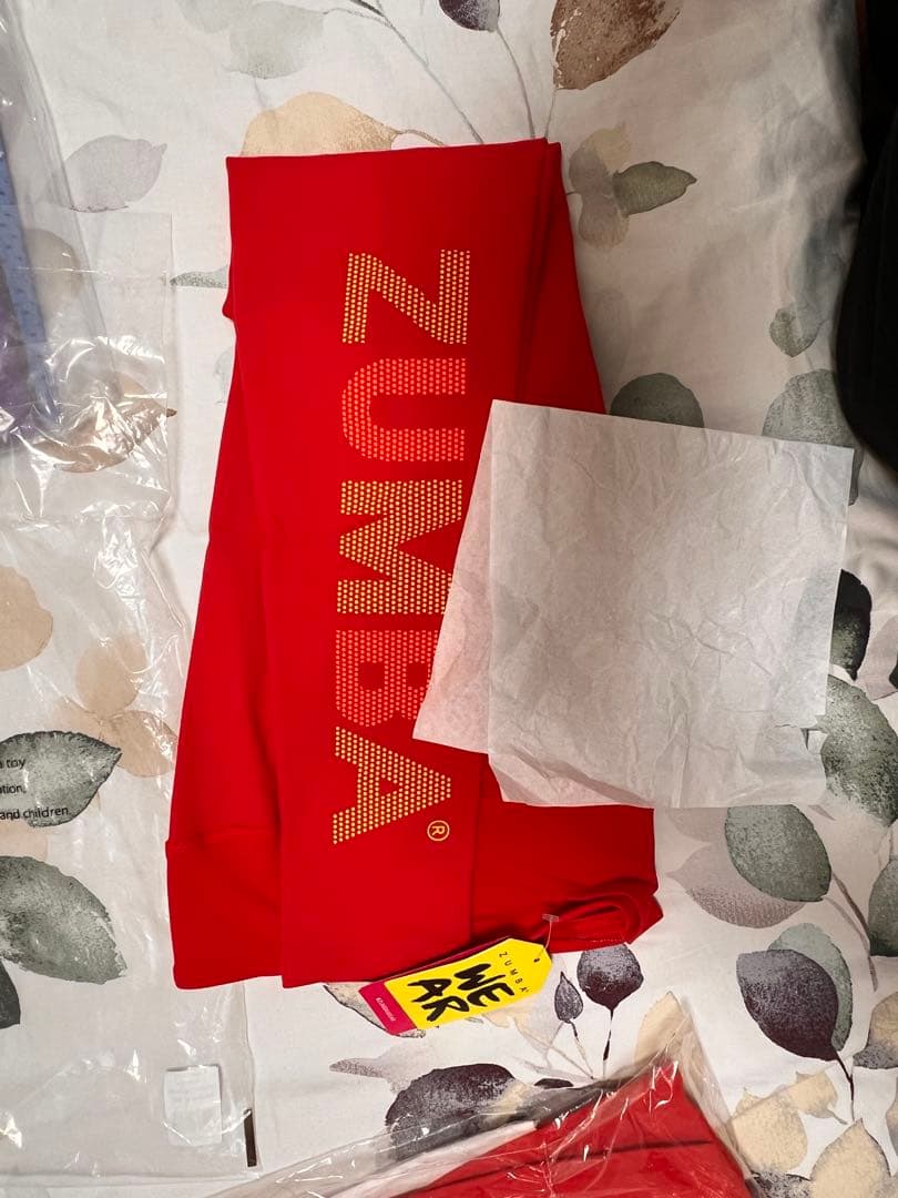 クリスマスセール　ZUMBA レッド 3点セット値下げしました