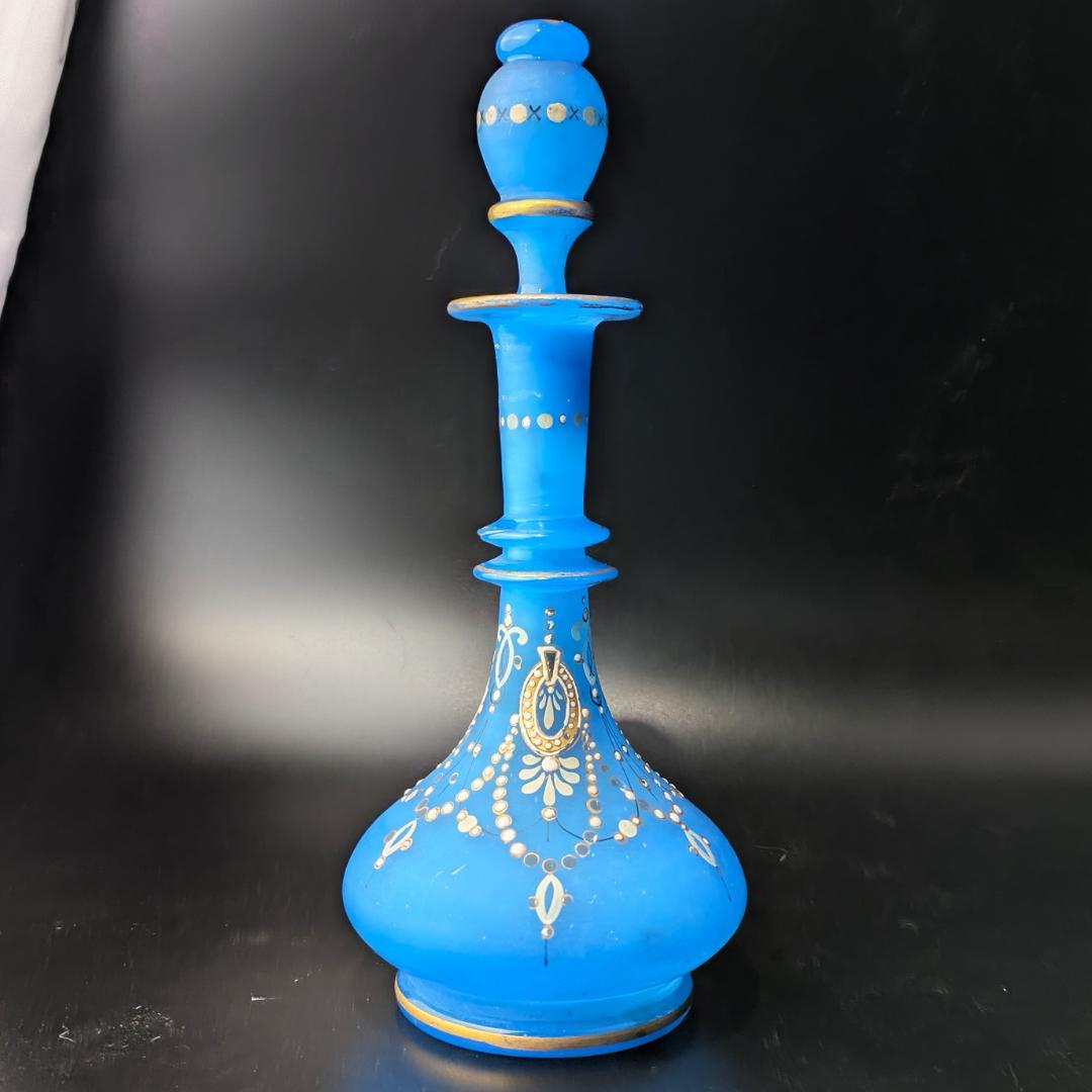 オールドバカラ 青オパーリンガラス 大型香水瓶 エナメル＆金彩ジュエル紋