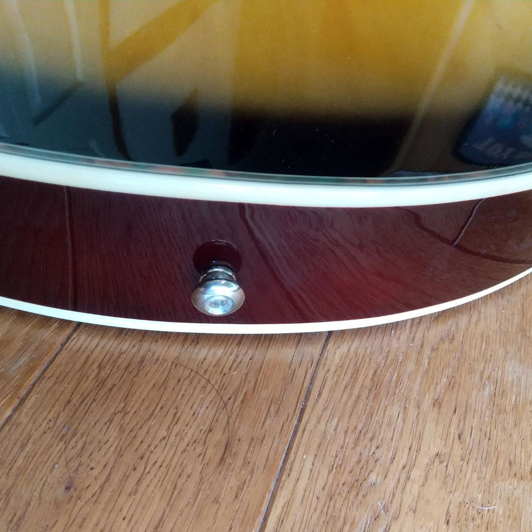 アコースティックギター　薄型ボディ サンバースト