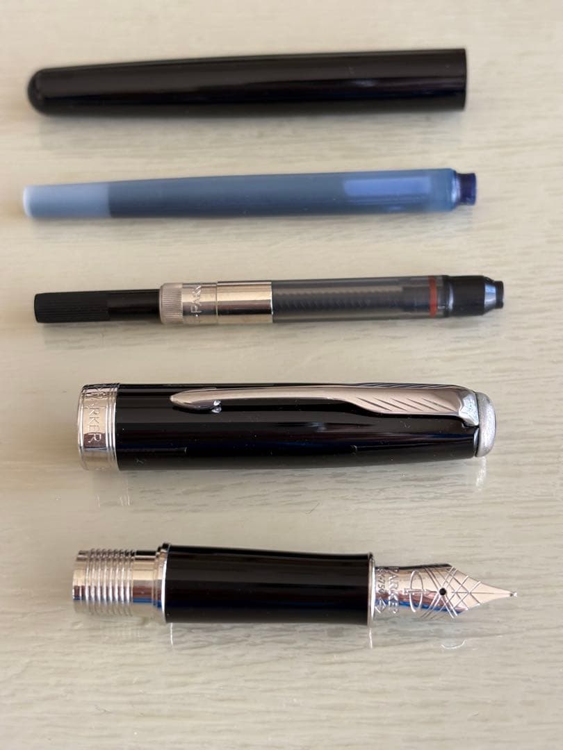 Parker 万年筆セット 黒色 インクカートリッジ付き