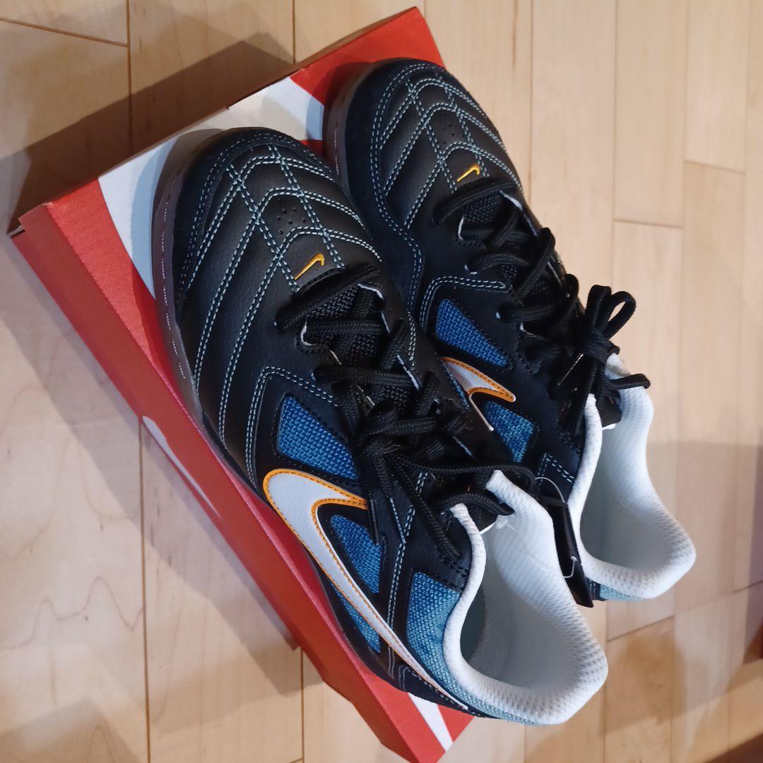Nike フットサル ブラック ガトSE　26.5cm 新品未使用　限定カラー。
