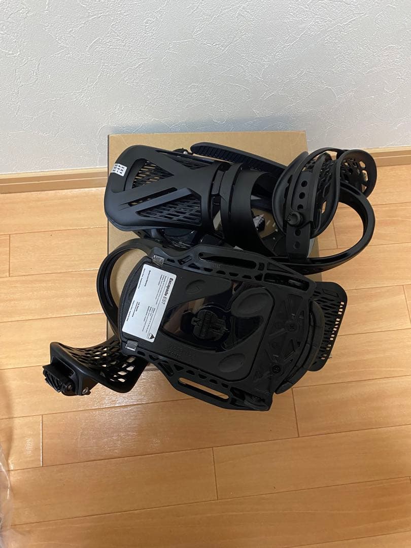 24-25 エスカペイド EST ウィメンズ　スノーボード　ビンディング　S