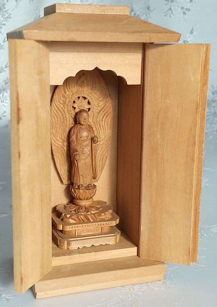 地蔵菩薩立像【極小】#399 厨子入り ◆白檀 木彫 仏像