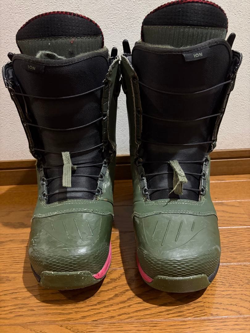 送料無料　BURTON (バートン) ION（アイオン）　27.0cm