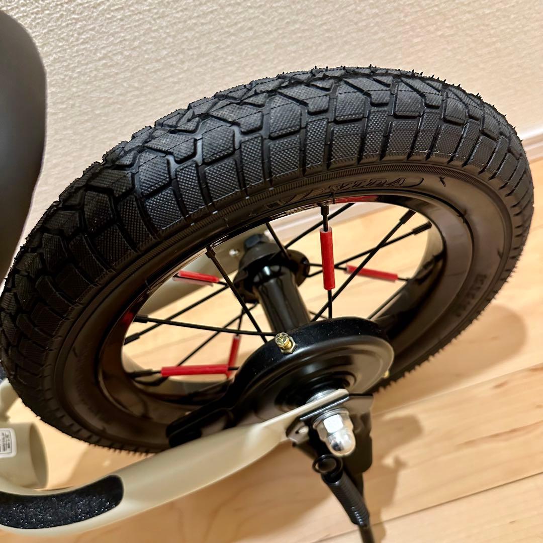 スパーキー ペダルレス キックバイク