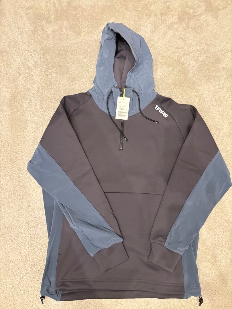 【新品タグ付き】tfw49 ハーフジップパーカー