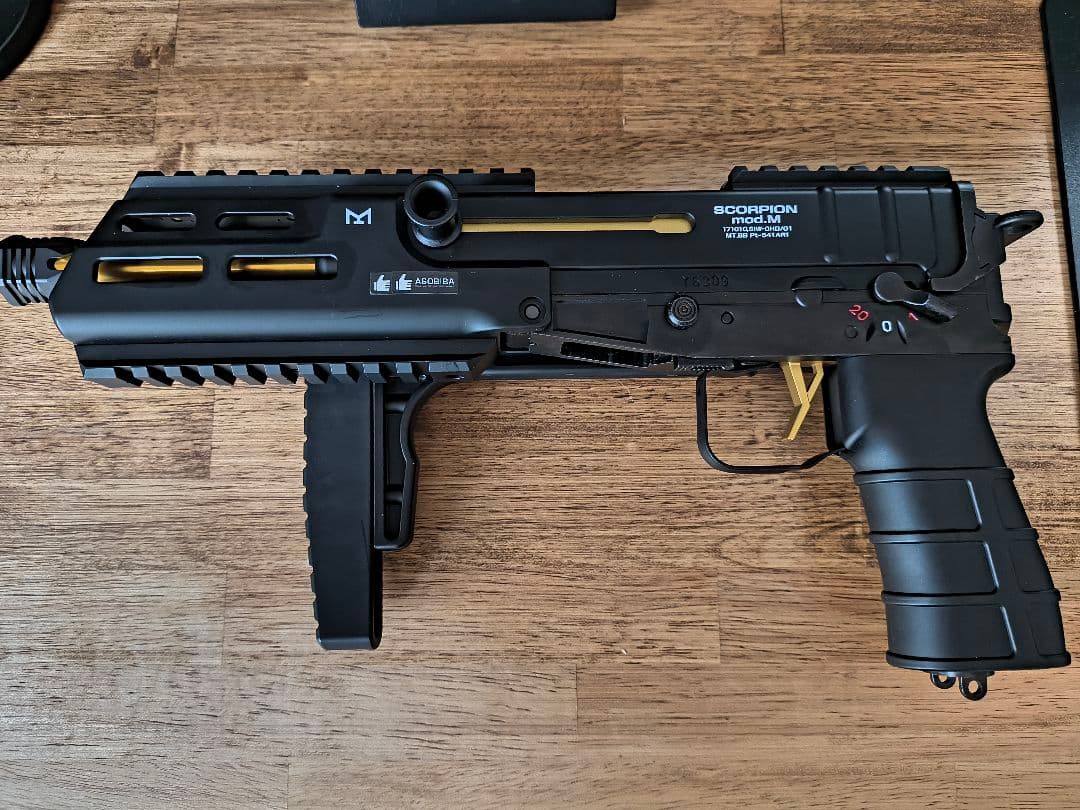 東京マルイ スコーピオン MOD.M 電動コンパクトマシンガン