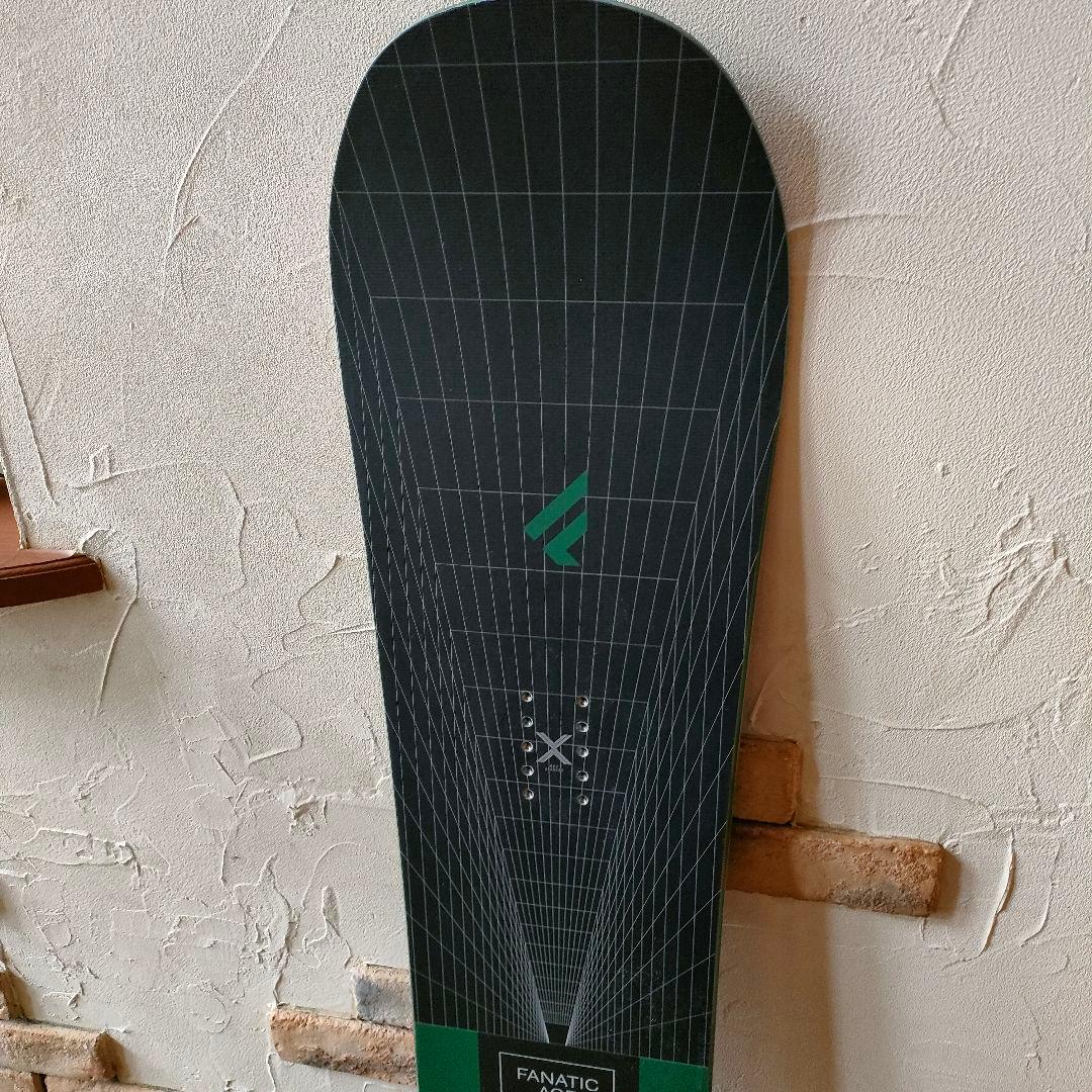 FNTC FANATIC ファナティックACE エース スノーボード 150