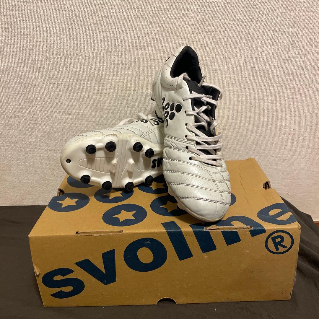 svoline ホワイト サッカーシューズ