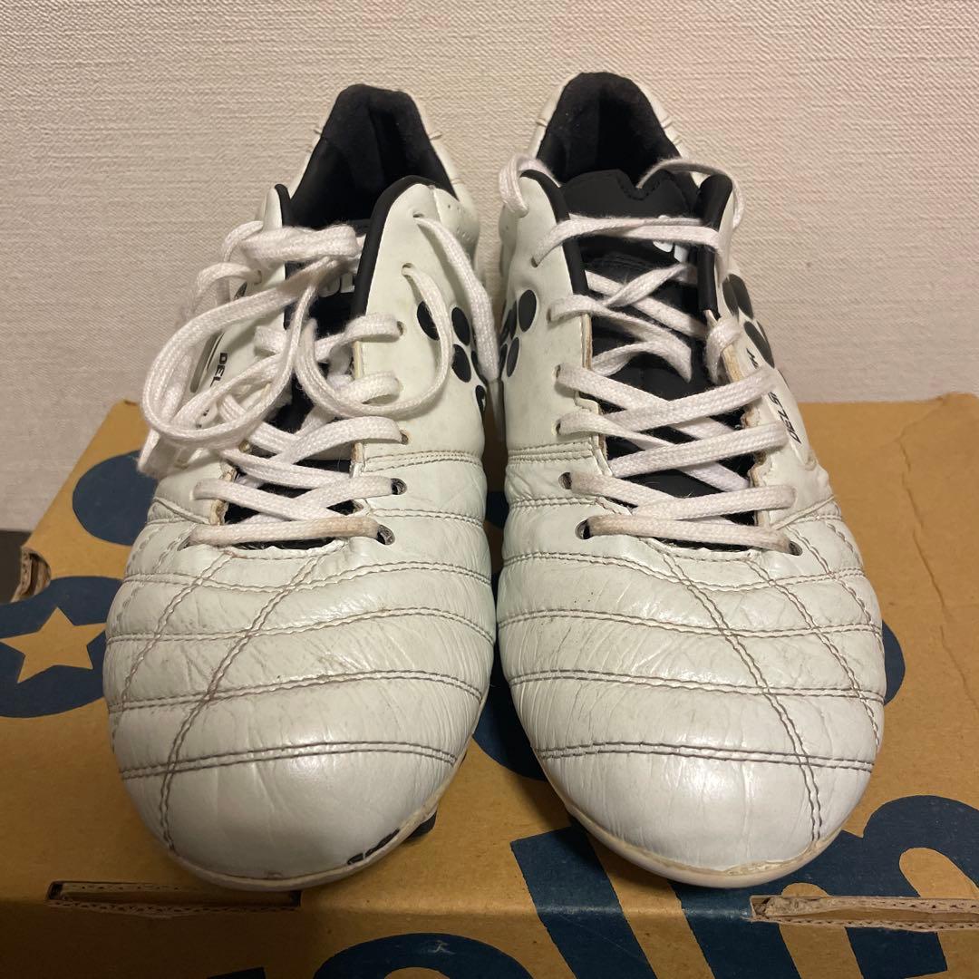 svoline ホワイト サッカーシューズ