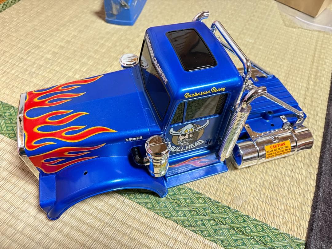 タミヤ 1/10RC 4×4×4 モンスタートラック ブルヘッド 塗装済みボディ