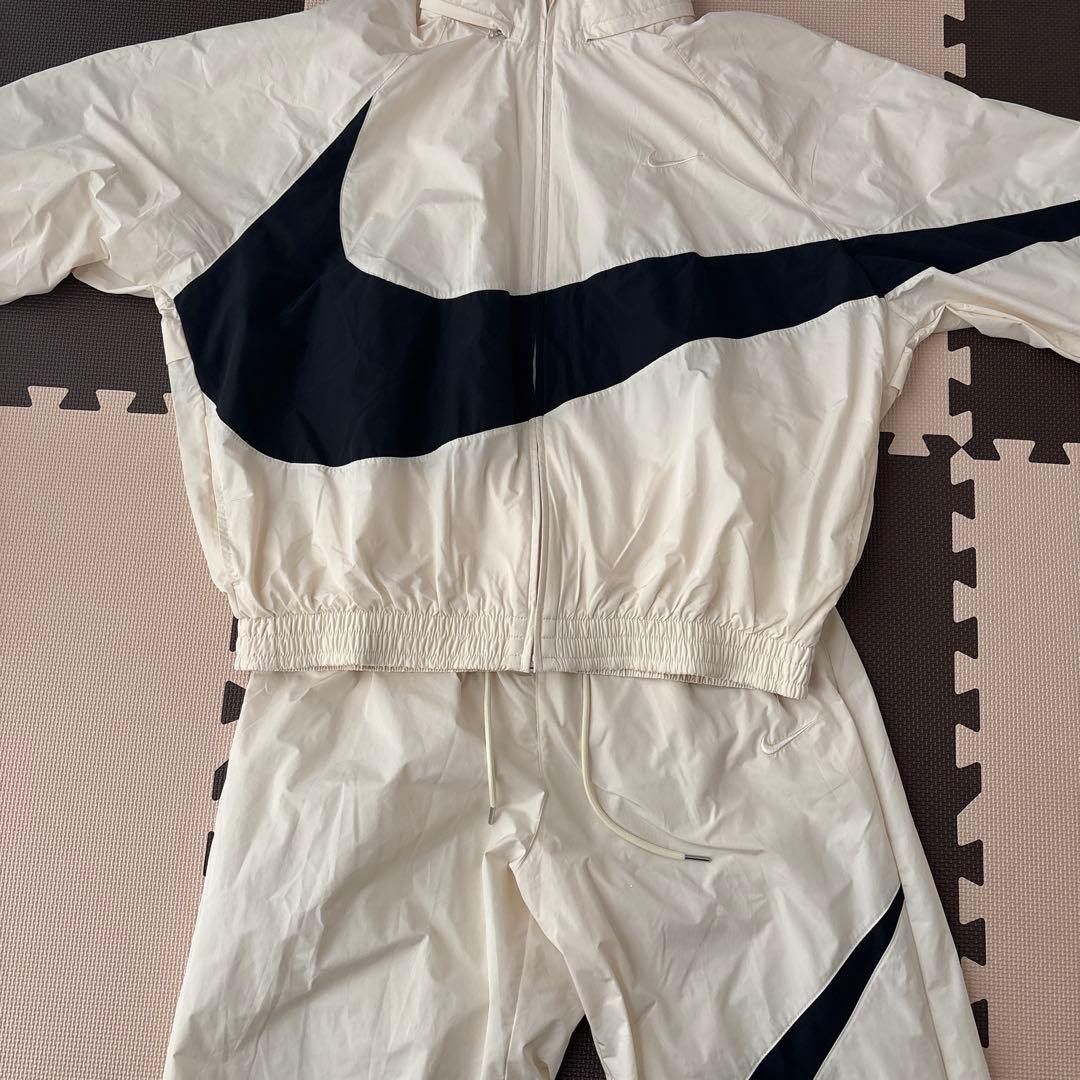 一回使用NIKE セットアップ・ウーブンジャケットL ウーブンパンツM
