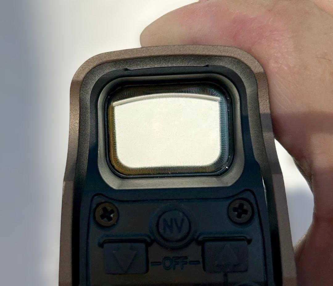 EOTech社製の553ホロサイト 実物