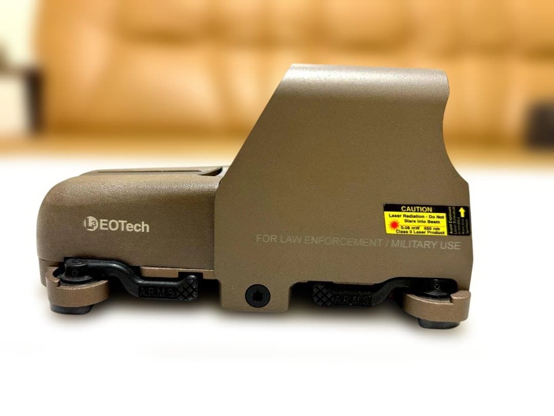 EOTech社製の553ホロサイト 実物