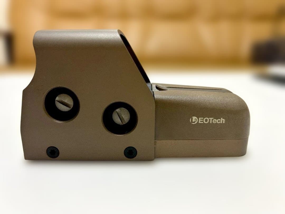 EOTech社製の553ホロサイト 実物