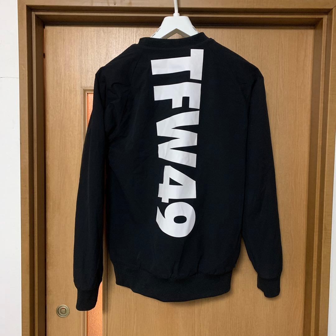 TFW49 プリント 黒 長袖カットソー