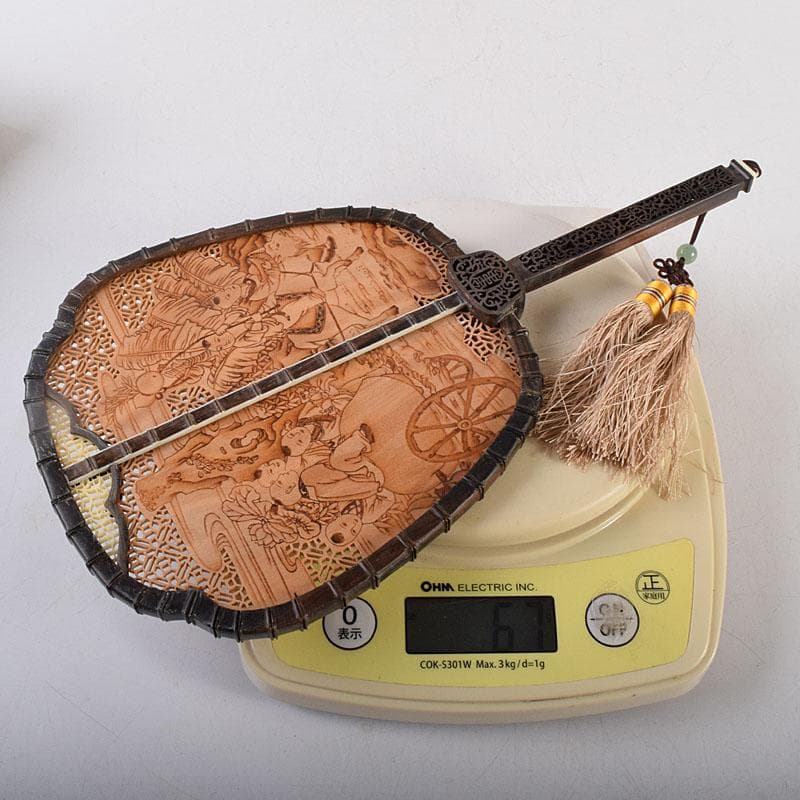 中国　唐木紫檀枠　山水人物彫　檀香宮扇　団扇　証明書付　C　8311