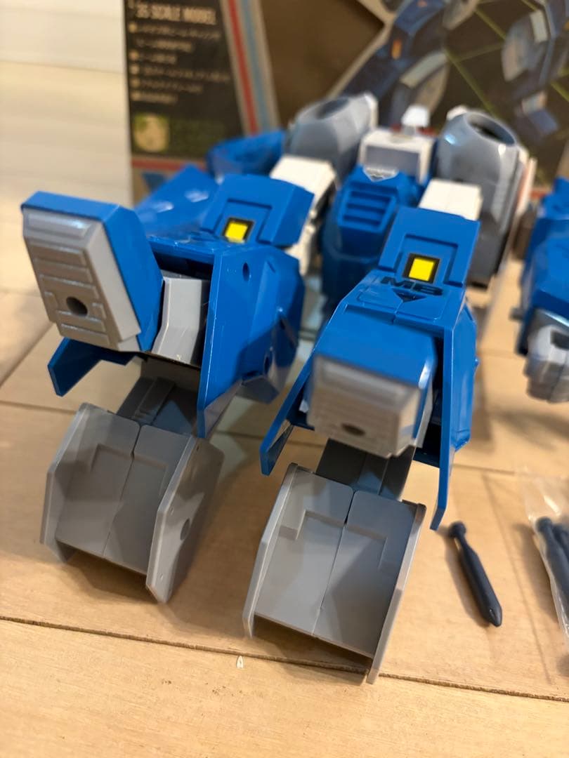 機甲創世記モスピーダ　AFC-01H レギオス エータ1/35スケールフィギュア